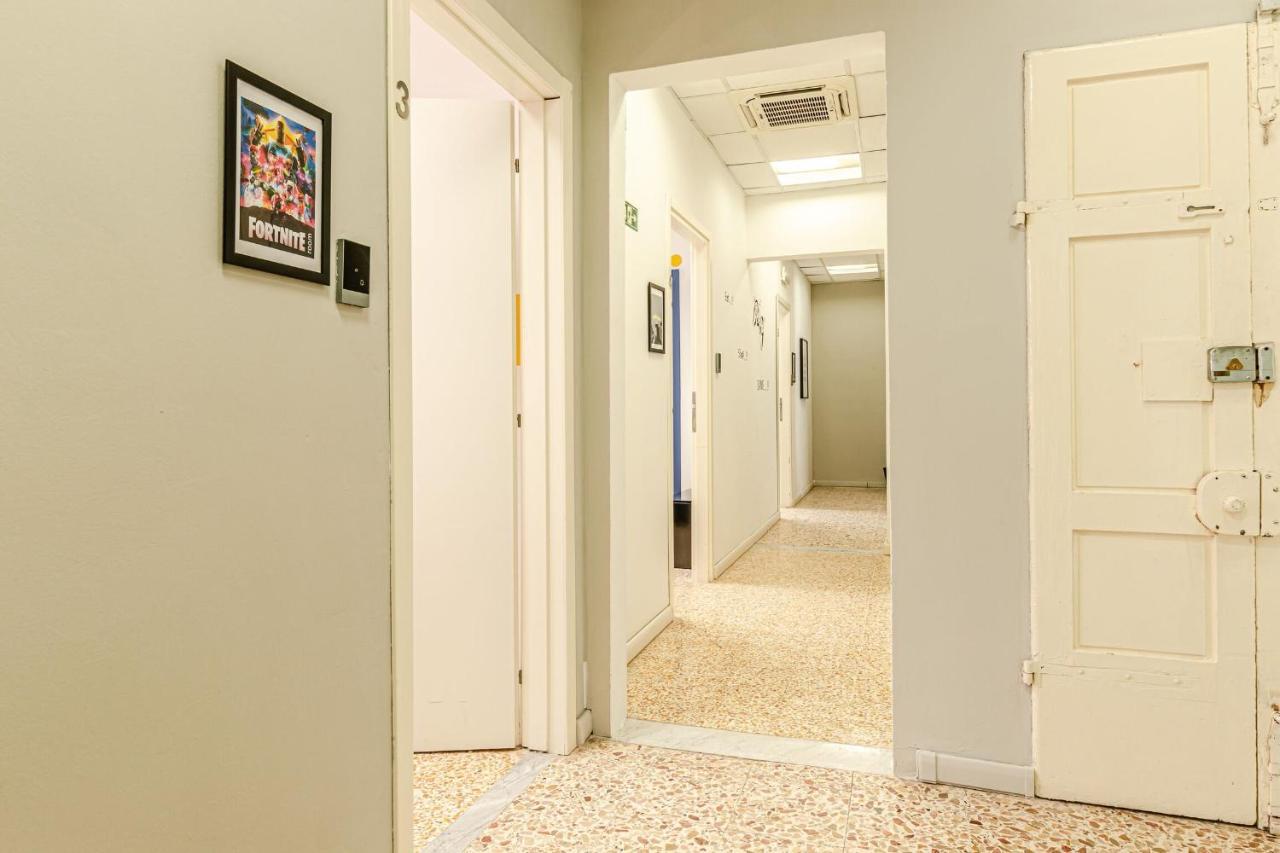 Game Rooms Experience Ливорно Екстериор снимка