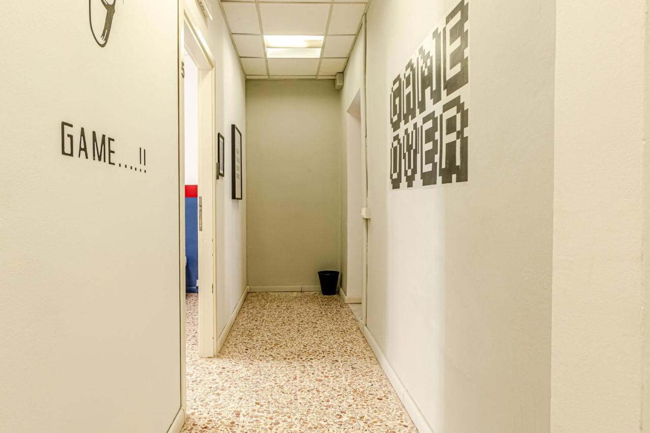 Game Rooms Experience Ливорно Екстериор снимка